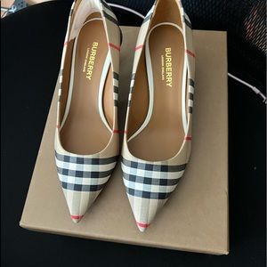 Burberry shoes